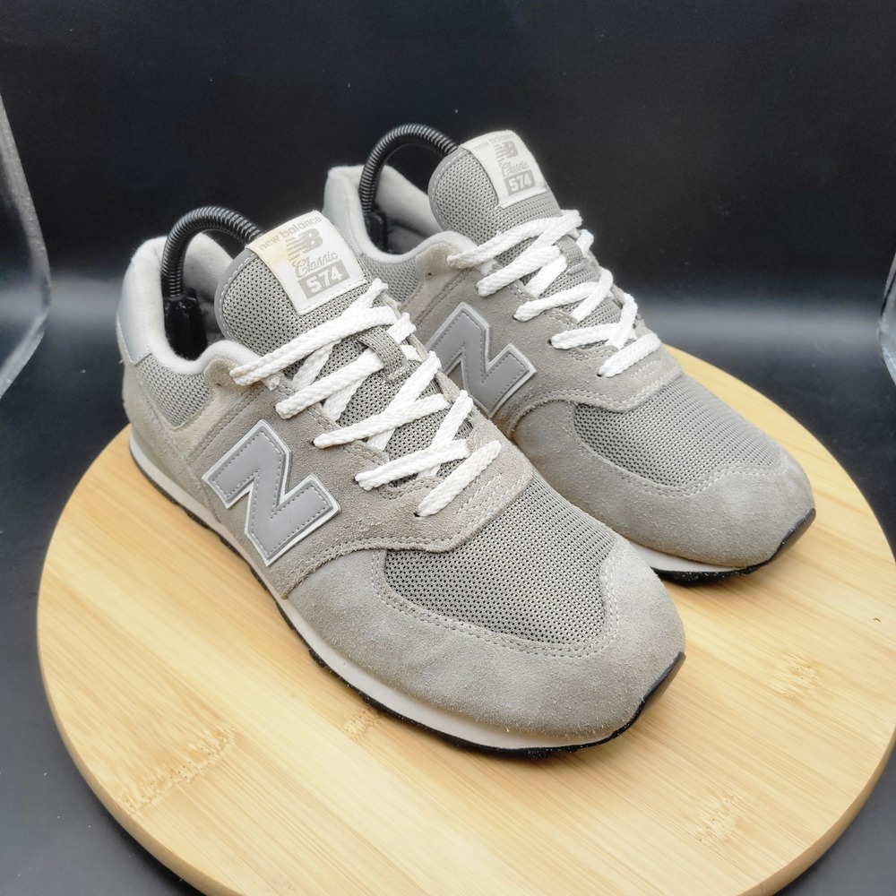 New Balance 574 Classic Grey Suede Mesh Sneakers GC574EVG Mens 7 Boy 7